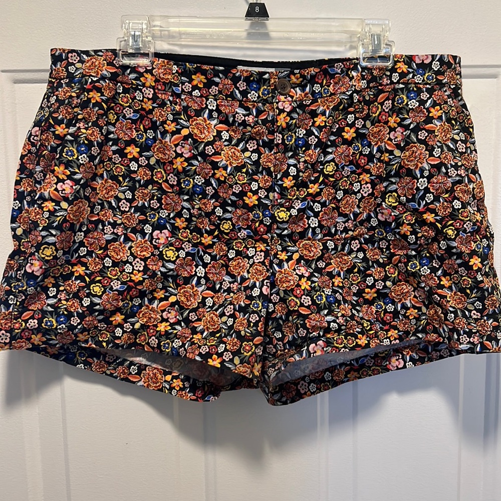 Floral pattern shorts from old navy size 14! Worn once.